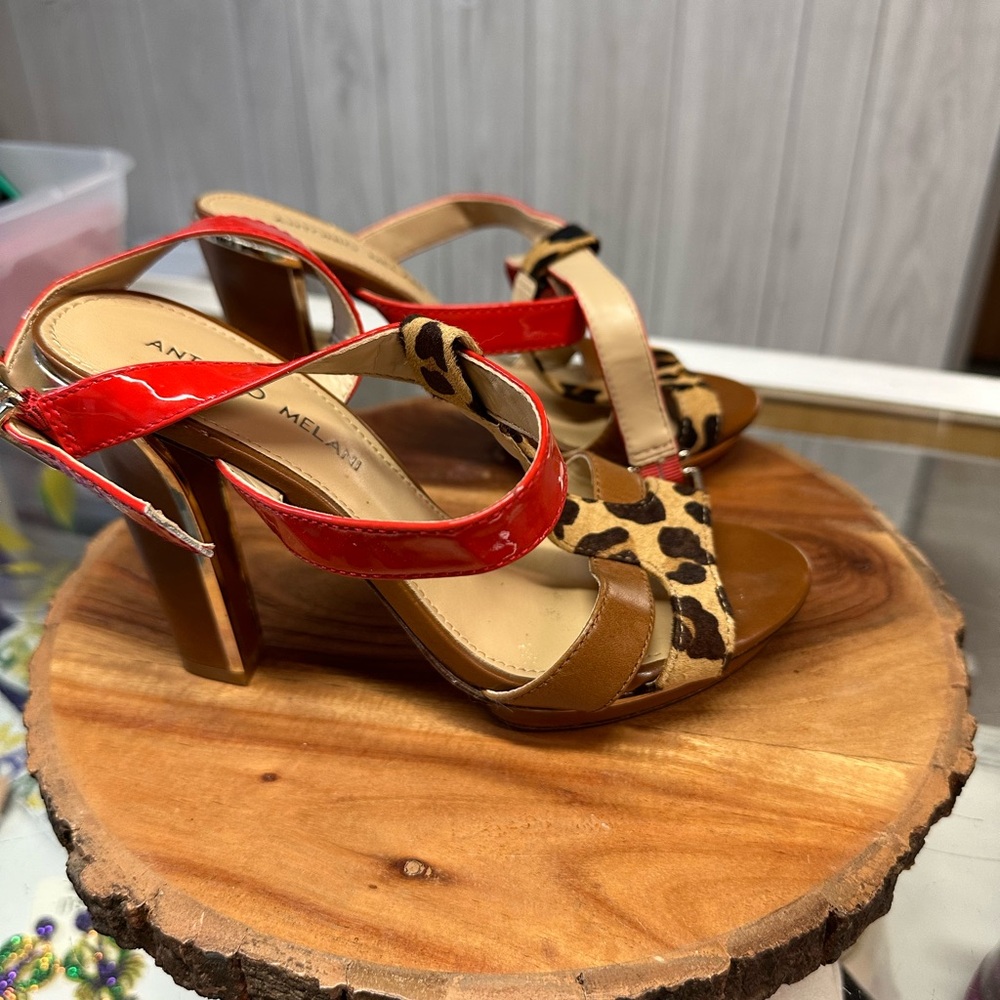 Vintage Antonio Melani strappy heels